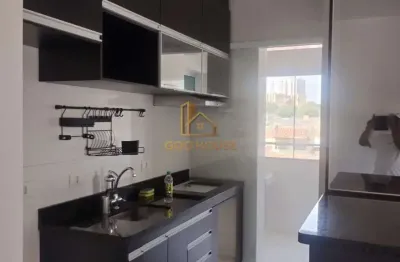 Lindo apartamento com 2 dormitorios, suite,  moveis planejados, varanda com churrasqueira.
