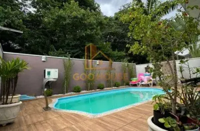 Casa com 4 quartos à venda no Parque Califórnia, Jacareí 