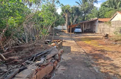 Área grande para empreendimento de condomínio vertical, hotel, restaurante, etc.