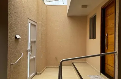 Casa próxima ao centro administrativo de araguari, funcional, segura e confortável.