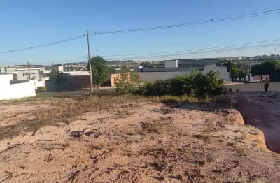 Terreno à venda de 250m2 no jardim santa elisa aberto em araras sp