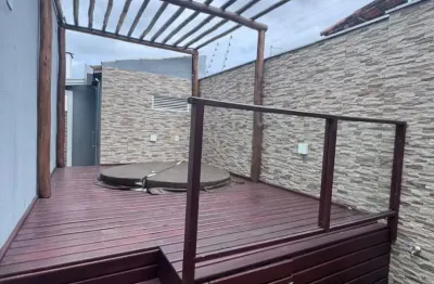 Casa 3 quartos com suíte, jacuzzi privativa e energia solar — condomínio fechado na av. maria lacerda