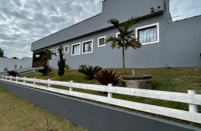 Casa de campo com 400m terreno com 4 suítes em paraibuna sp