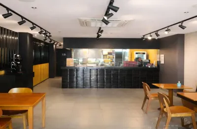 Salão comercial com mezanino no jardim aquarius – ed. le classique