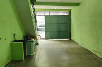 Casa com 2 quartos à venda na Rua Isabel de Gamboa, Vila Santa Edwiges, São Paulo