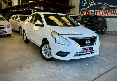 Nissan versa sv 1.6 automático com apenas 102000kms originais