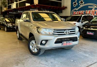 Hilux srv 4x4 2.8 turbo diesel com procedência e quilometragem baixa