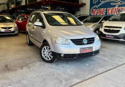 Spacefox 1.6 câmbio manual com procedência garantida e baixa km!