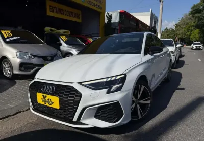 AUDI A3 Sed.Perf. Black 2.0 TFSI S-tr. (Hib.)