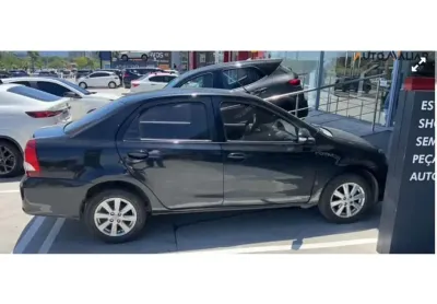 Toyota etios 2021 1.5 x plus sedan 16v flex 4p manual