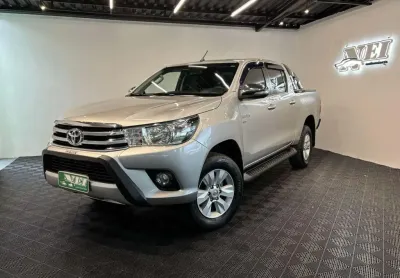 Toyota hilux cd srv 4x2 2.7 flex 16v aut.  - prata - 2016/2017