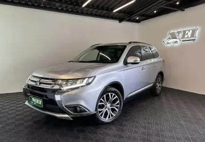 Mitsubishi outlander 2.2 165cv diesel aut.  - prata - 2015/2016
