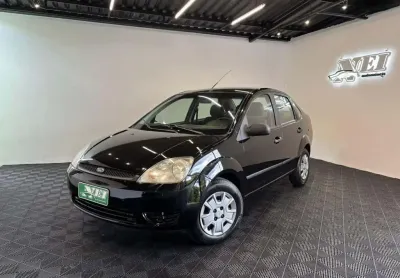 Ford fiesta sed. personnalité 1.0 8v 4p  - preta - 2005/2005