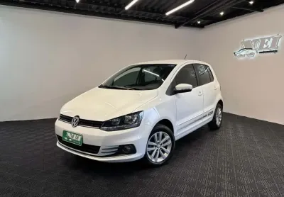 Volkswagen fox connect 1.6 flex 8v 5p  - branca - 2018/2019