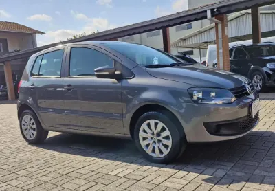 Volkswagen fox 1.0 trend flex 8v 5p  - cinza - 2012/2013
