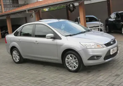 Ford focus ghia sed. 2.0 16v/2.0 16v flex aut  - prata - 2010/2010