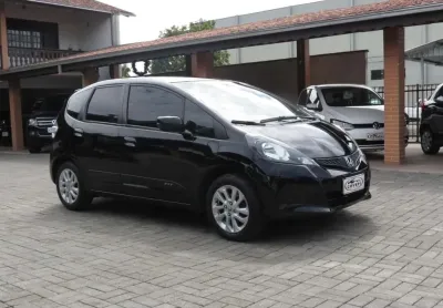 Honda Fit CX Hat. 1.4 16V - Preta - 2014/2014