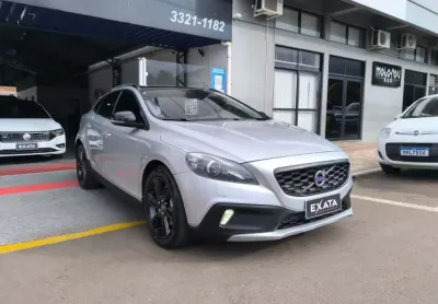 Volvo v40 t-5 cross country 2.0 awd aut.