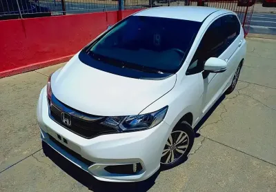 HONDA NEW FIT PERSONAL 1.5iVTEC AUTOMATIC-CVT *APENAS 59.000KM