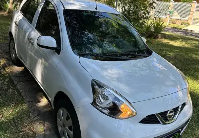 Nissan march 2019 – branco 