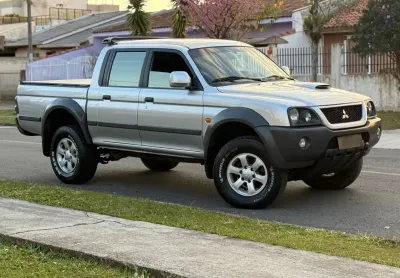 L200 outdoor 2.5 turbo diesel 4x4 mec       ·caminhonete de verdade·