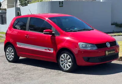 Fox gii 1.0 completo aceito financiamento via banco em até 60x