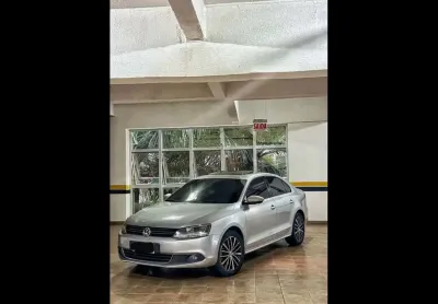 Vw - volkswagen jetta highline 2.0 tsi 16v 4p tiptronic 2013 gasolina