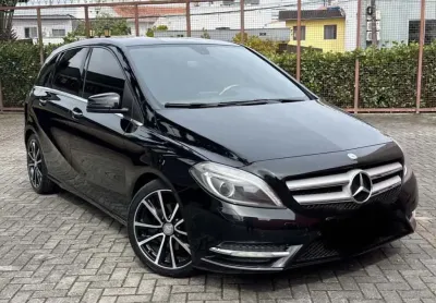 Mercedes-Benz Classe B 200 CGI 1.6 TB Sport 156cv Aut 2014 Gasolina