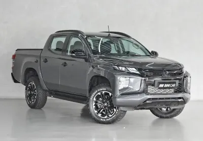 MITSUBISHI TRITON SPORT HPE 2.5 TURBO DIESEL 2023 - Camionete novissima!!!