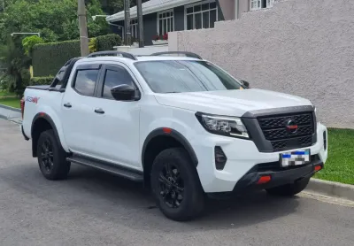 NISSAN FRONTIER PRO4X 2.3 BITURBO 2023  - Camionete novissima!!!