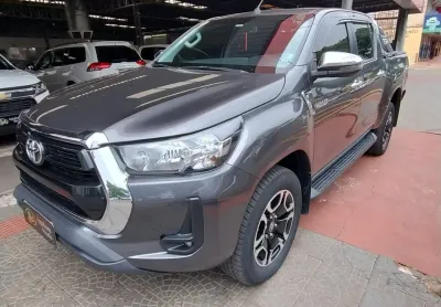 Hillux srv 2.8 turbo diesel 4x4