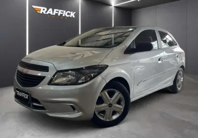 Chevrolet Onix HATCH Joy 1.0 8V Flex 5p Mec.  - Prata - 2019/2019