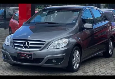 Mercedes-benz b 180 2011