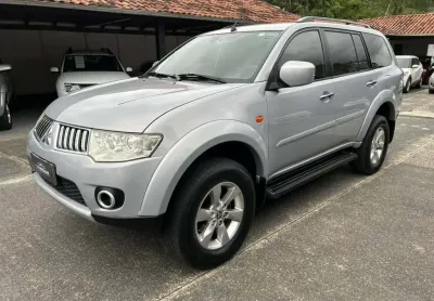 Mitsubishi pajero mmc/ flex - prata - 2012/2012