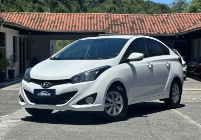 Hyundai hb20s 1.6a comf - branca - 2015/2015