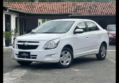 Chevrolet cobalt 1.4 lt - branca - 2015/2015