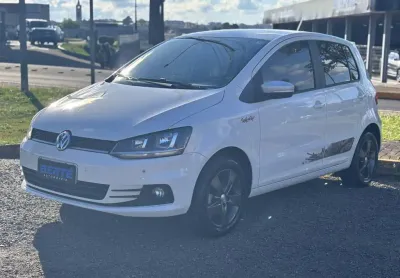 Volkswagen fox rock in rio 1.6 mi total flex  - branca - 2015/2016