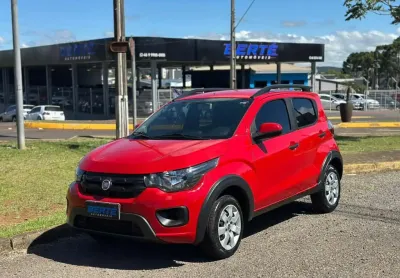 Fiat Mobi Way 1.0 Fire Flex  - Vermelha - 2017/2018