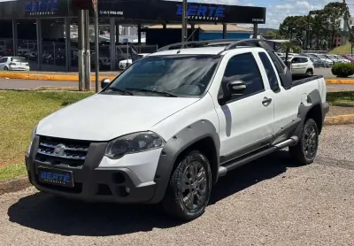 Fiat Strada Adventure 1.8 Flex CE - Branca - 2011/2012
