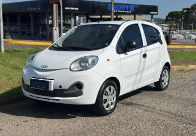 CAOA Chery QQ 1.0 Smile Flex  - Branca - 2017/2018