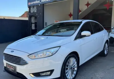 Ford focus 2.0 titanium plus fastback 16v flex 4p powershift