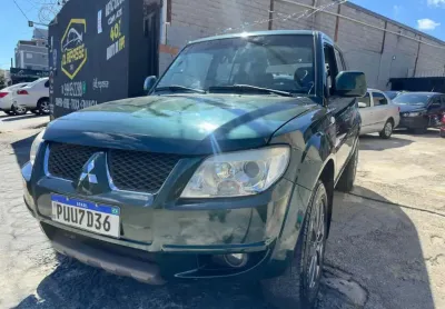 Mitsubishi pajero tr4 2015 2.0 4x2 16v 140cv flex 4p manual