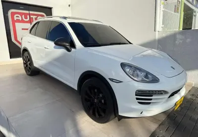 Porsche cayenne v6 2013