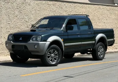 L200 outdoor 2.5 gls mec 4x4 turbo diesel 