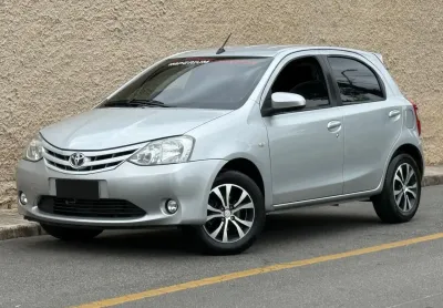 Toyota etios xs 2017 aut 