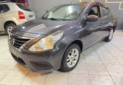 Nissan versa 1.6 sv flexstart  - cinza - 2018/2018