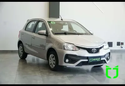 Toyota etios hatch 1.3 16v 4p flex x automático