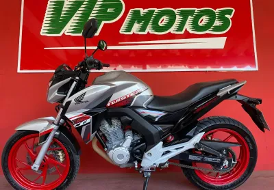 Cbx twister 250 ano 2021/2021