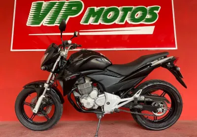 CB 300R Ano 2013/2013