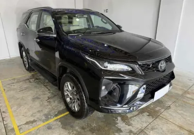 Toyota hilux sw4 2017 2.7 sr 7 lugares 4x2 16v flex 4p automático